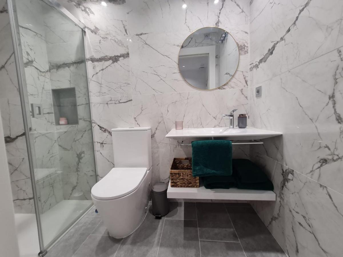 Aparthotel LoftinMálaga Extérieur photo
