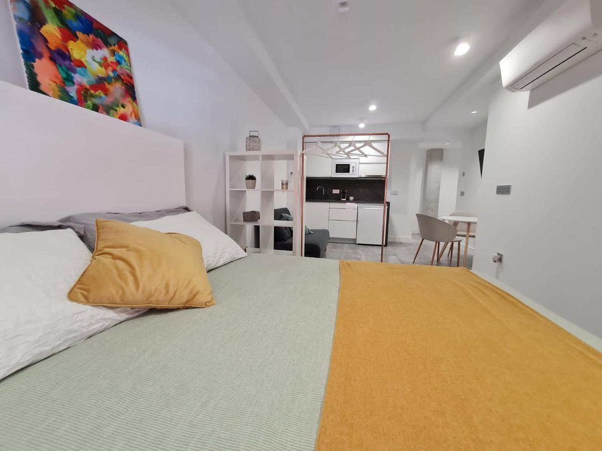Aparthotel LoftinMálaga Extérieur photo
