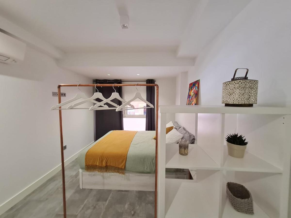 Aparthotel LoftinMálaga Extérieur photo