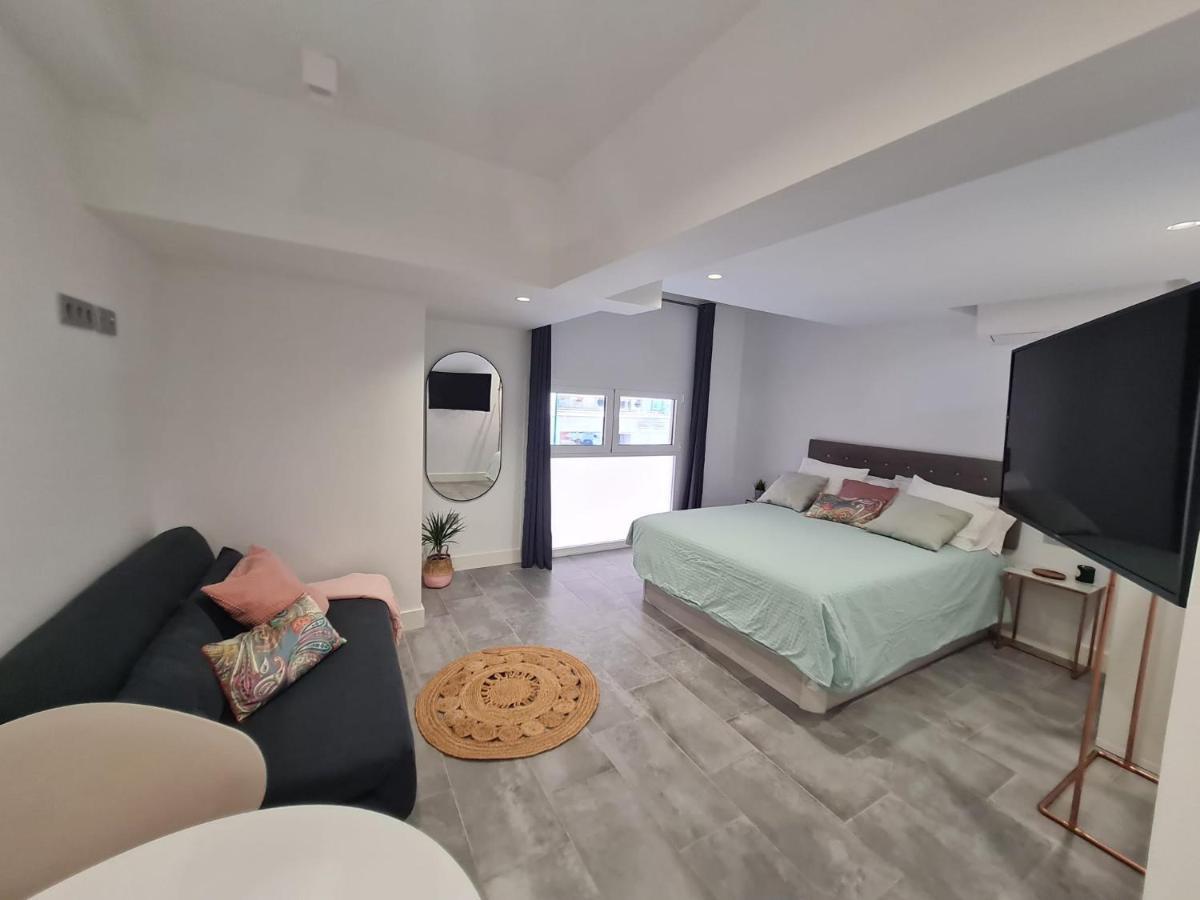 Aparthotel LoftinMálaga Extérieur photo