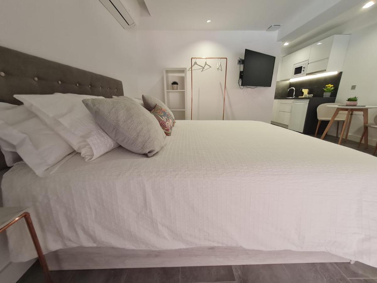 Aparthotel LoftinMálaga Extérieur photo